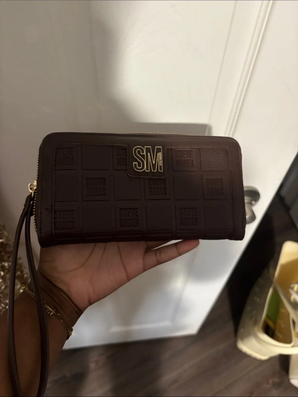 Steve Madden Chocolate Brown Logo-Embossed Zip Wallet Wristlet
